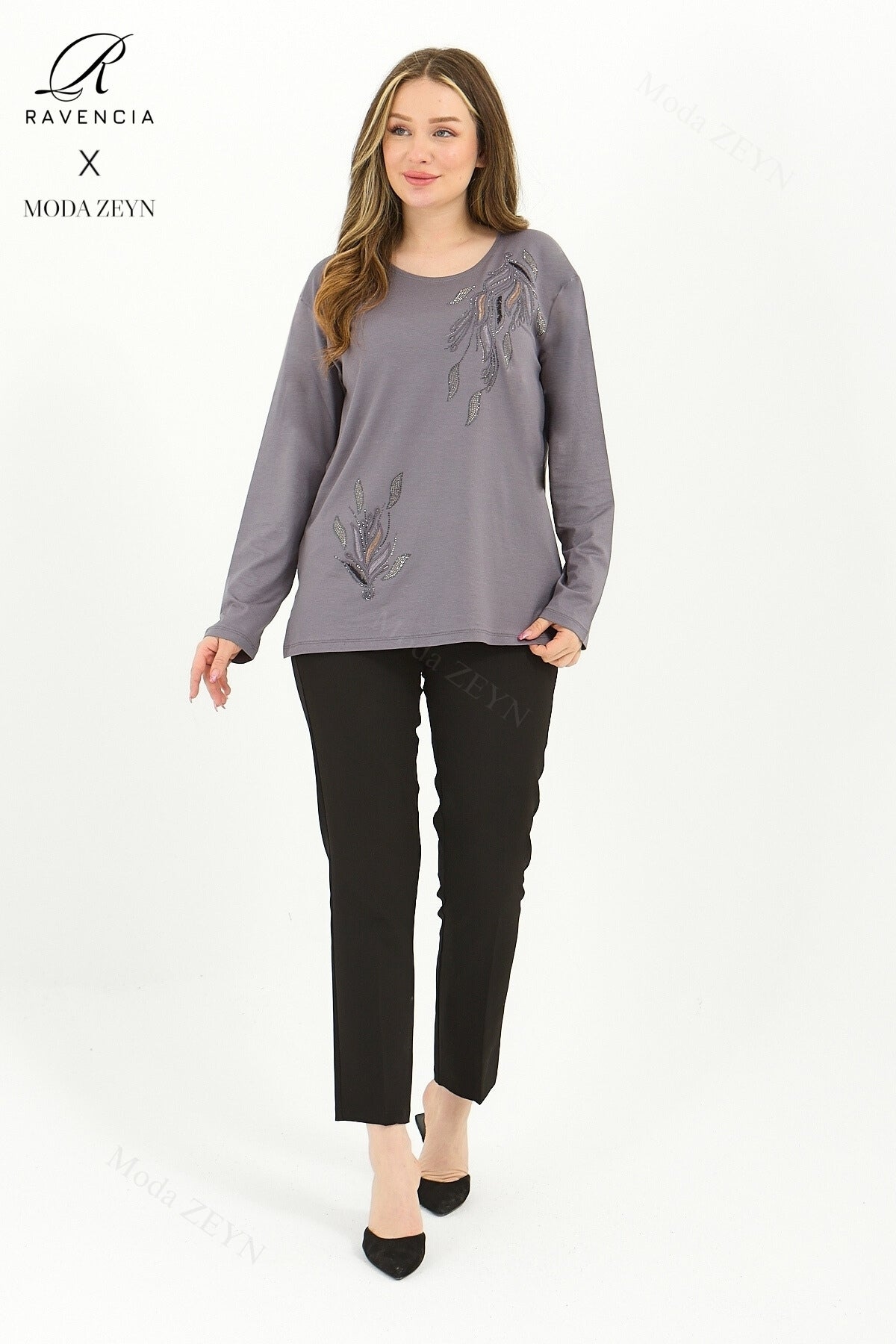 Kadın Viskon Renkli Yaprak Desen Taşlı İşlemeli Likralı Anne Penye Bluz