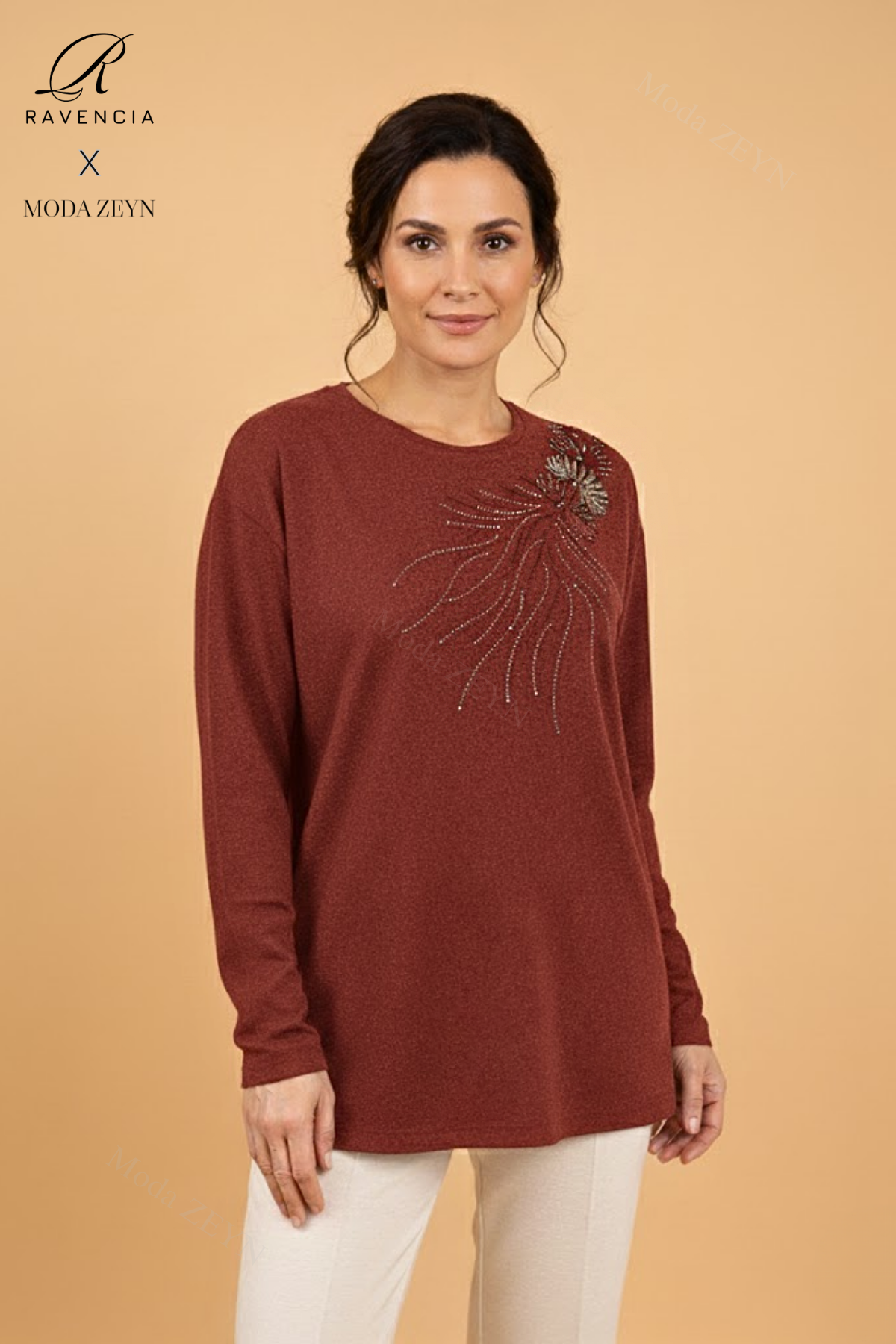 Kadın Damla Desenli Taşlı Likralı Yırtmaçlı Yün Anne Penye Bluz