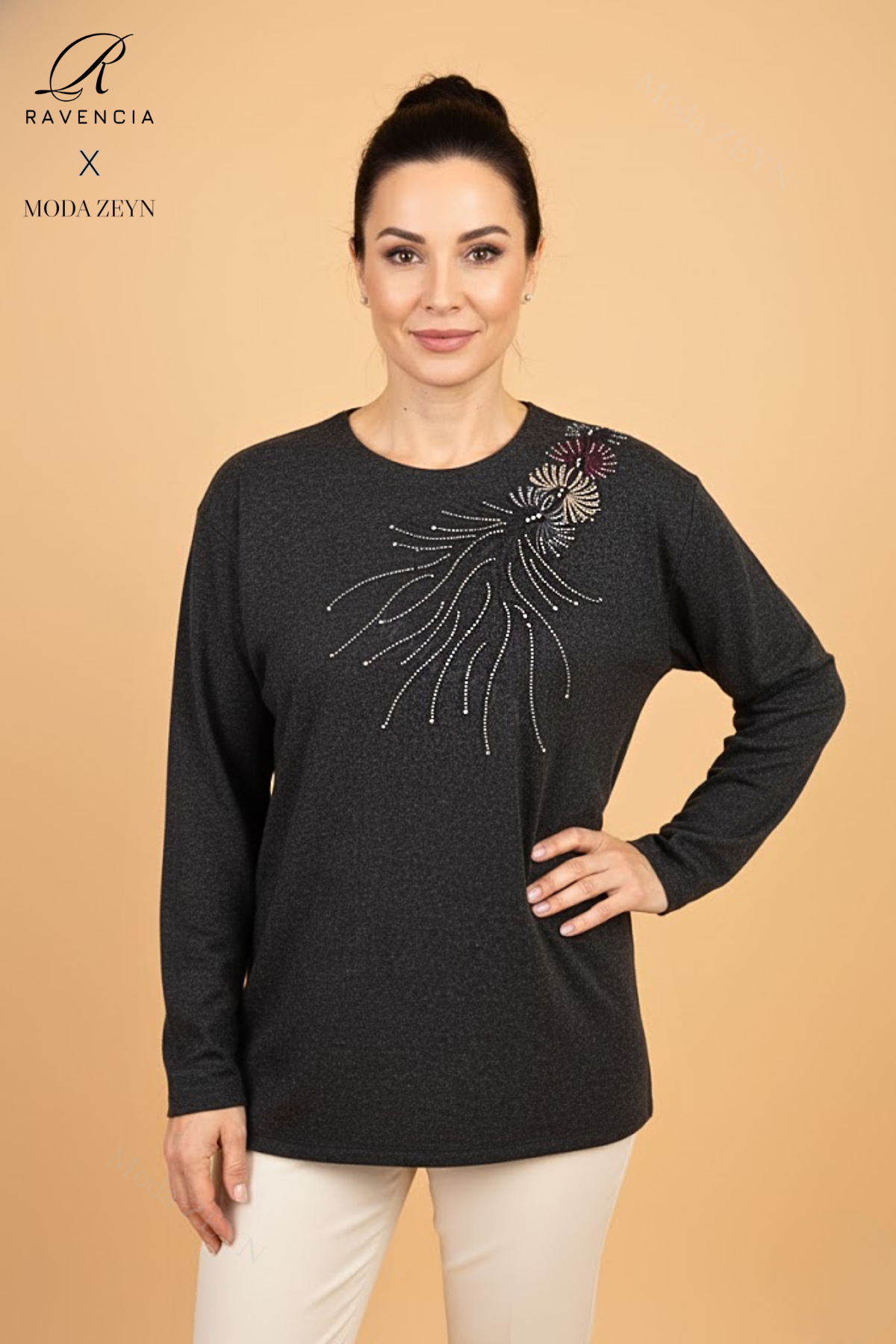 Kadın Damla Desenli Taşlı Likralı Yırtmaçlı Yün Anne Penye Bluz