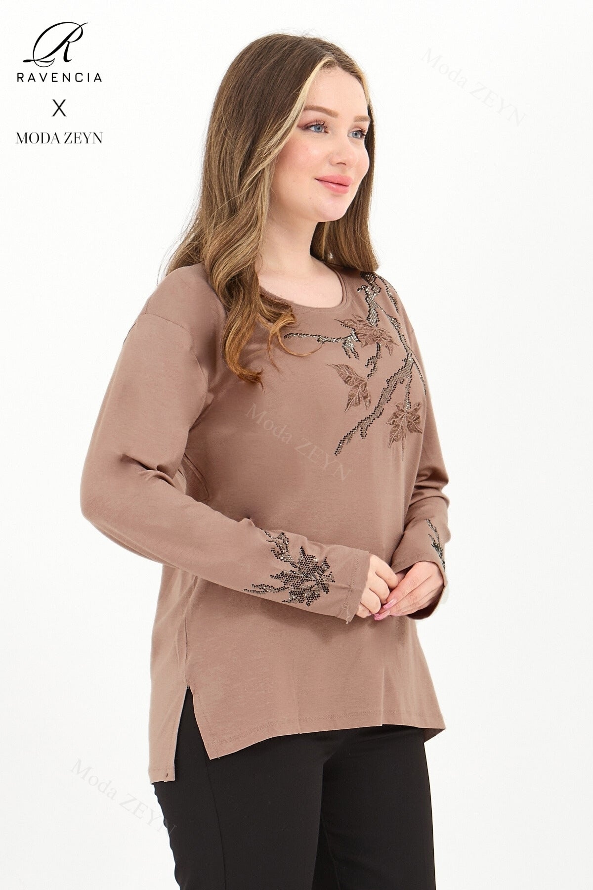 Kadın Viskon Renkli Yaprak Desenli Taşlı İşlemeli Likralı Anne Penye Bluz