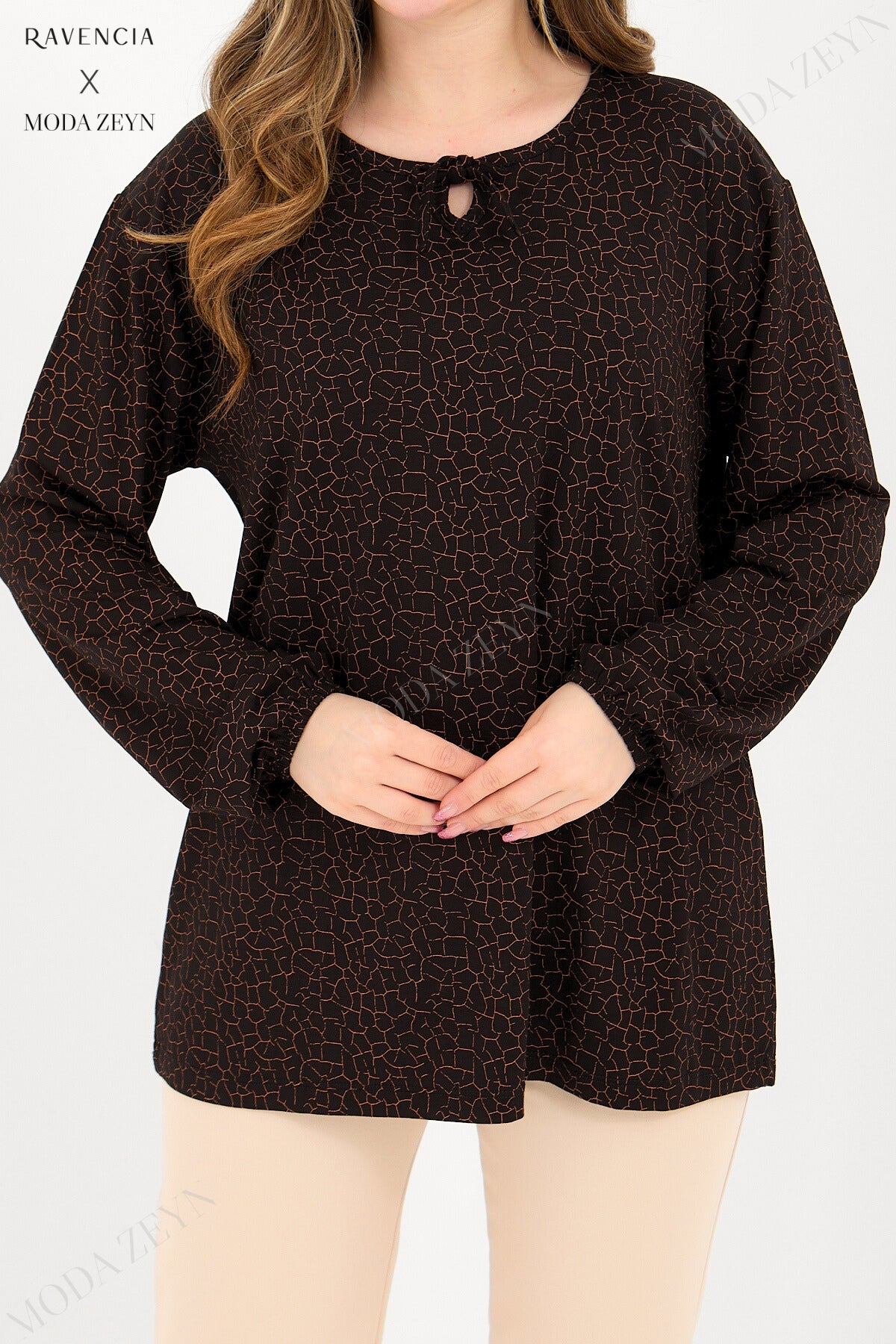 Kadın Orta Yaş Ve Üzeri Cam Kırığı Desen Likralı Mavi-Beyaz Anne Penye Bluz