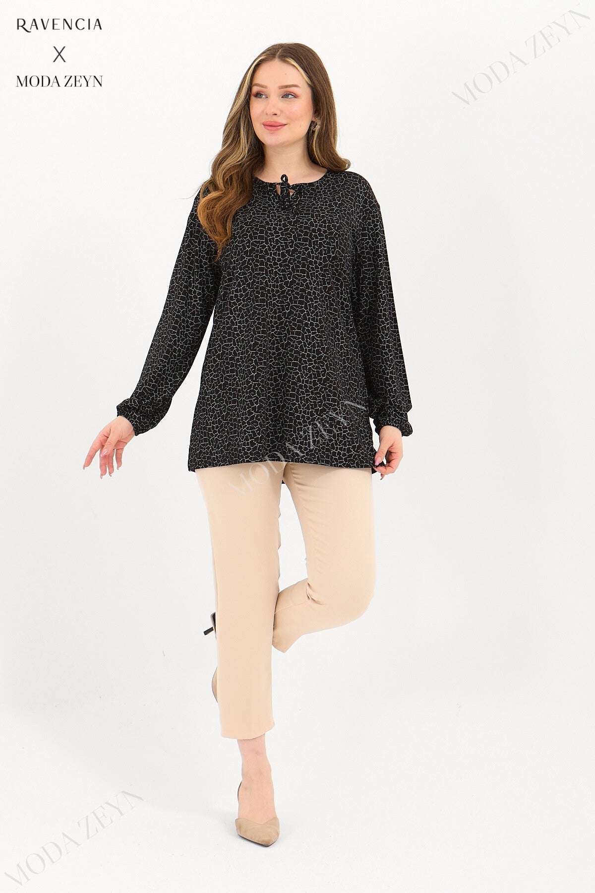 Kadın Orta Yaş Ve Üzeri Cam Kırığı Desen Likralı Mavi-Beyaz Anne Penye Bluz