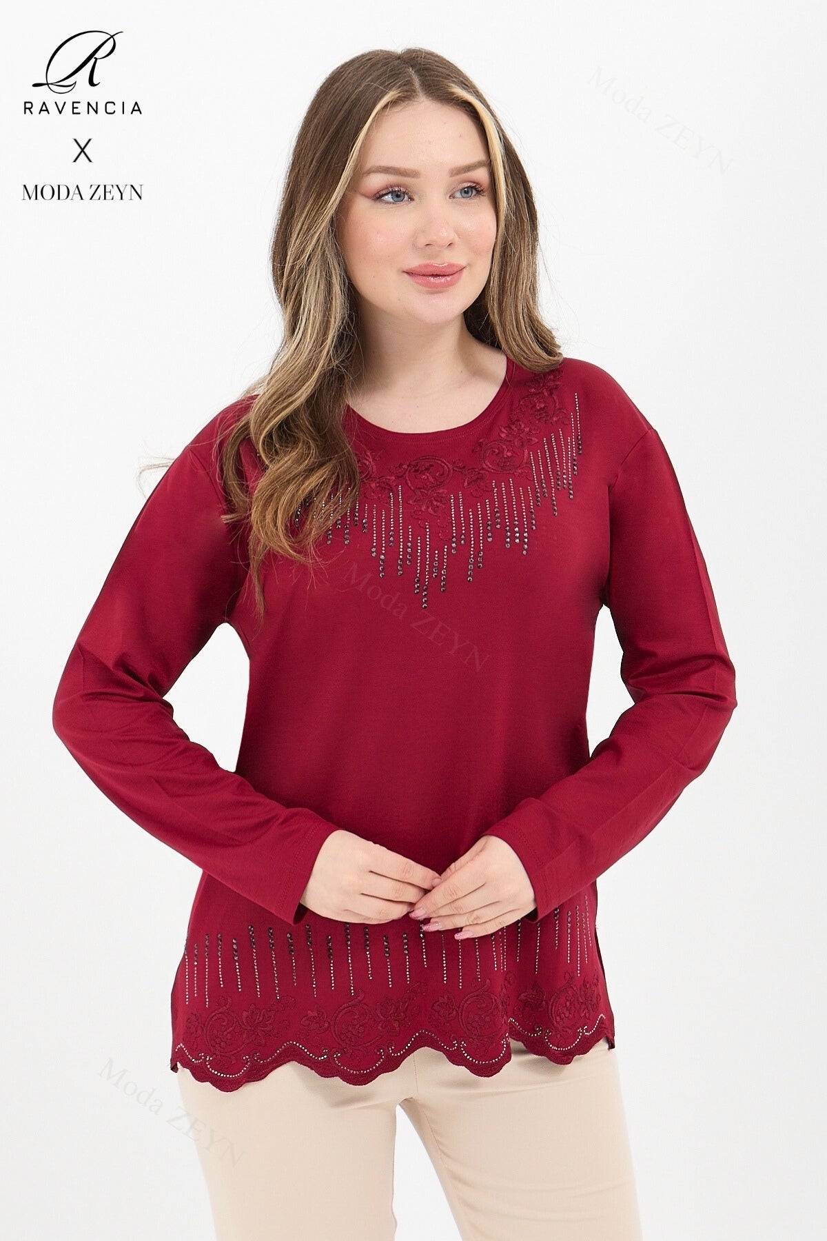 Kadın Orta Yaş Ve Üzeri Viskon Damla Desen Taşlı İşlemeli Likralı Bej Anne Penye Bluz