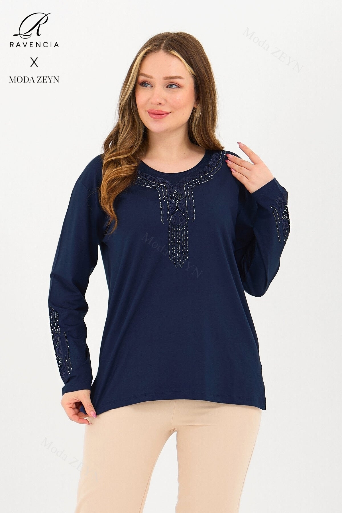 Kadın Orta Yaş Ve Üzeri Viskon Madolyon Desen Taşlı Işlemeli Likralı Anne Penye Bluz