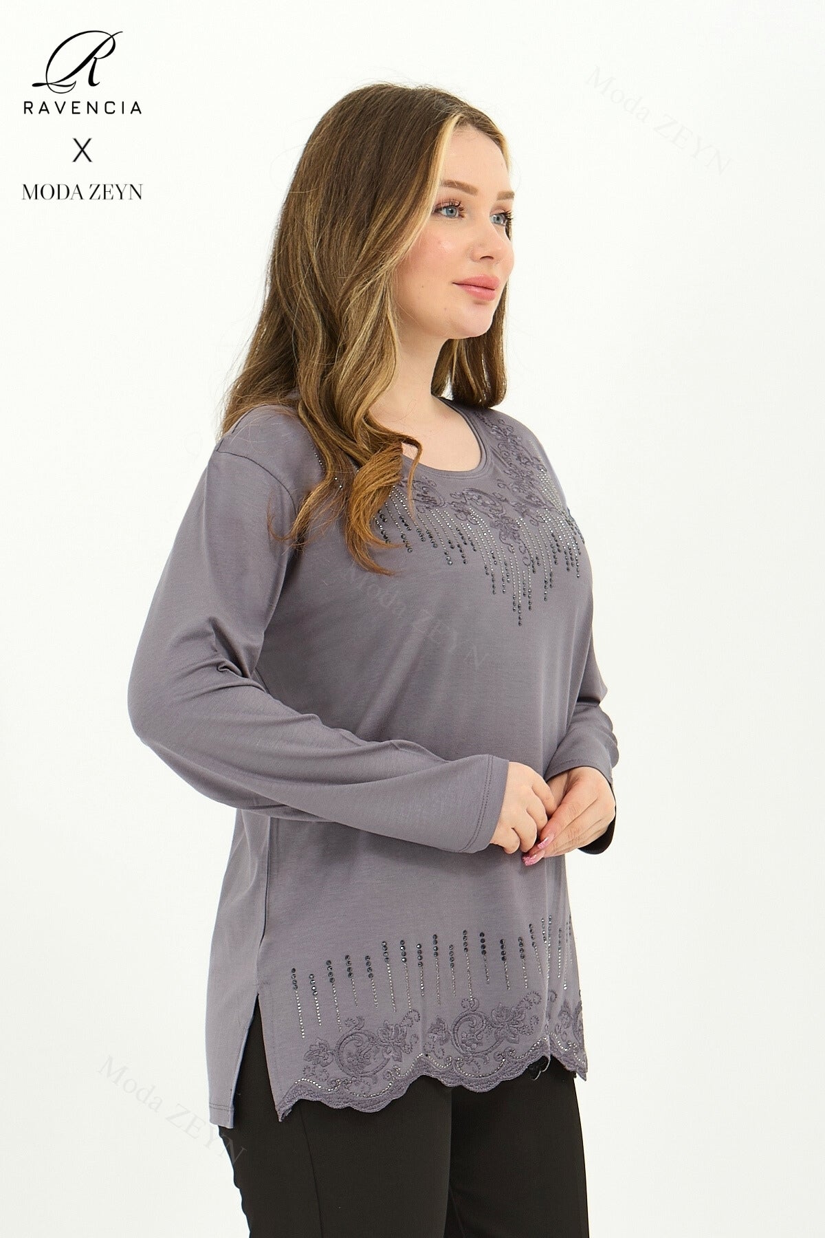 Kadın Orta Yaş Ve Üzeri Viskon Damla Desen Taşlı İşlemeli Likralı Bej Anne Penye Bluz