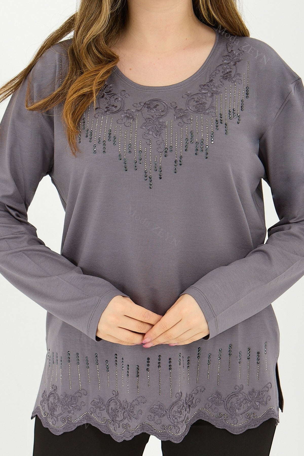Kadın Damla Desen Taşlı İşlemeli Likralı Yırtmaçlı Viskon Anne Penye Bluz