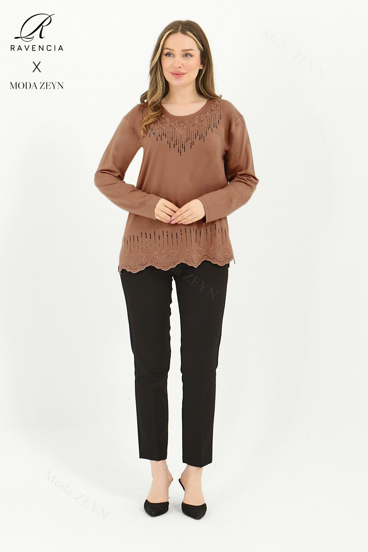 Kadın Damla Desen Taşlı İşlemeli Likralı Yırtmaçlı Viskon Anne Penye Bluz