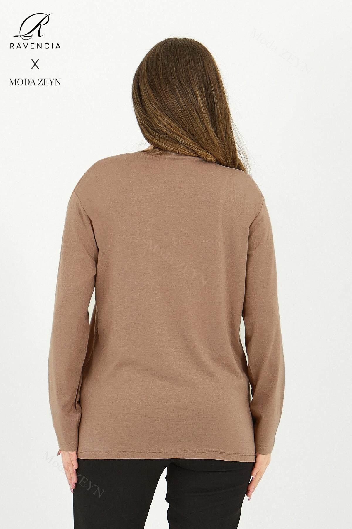 Kadın Orta Yaş Ve Üzeri Viskon Damla Desen Taşlı İşlemeli Likralı Bej Anne Penye Bluz