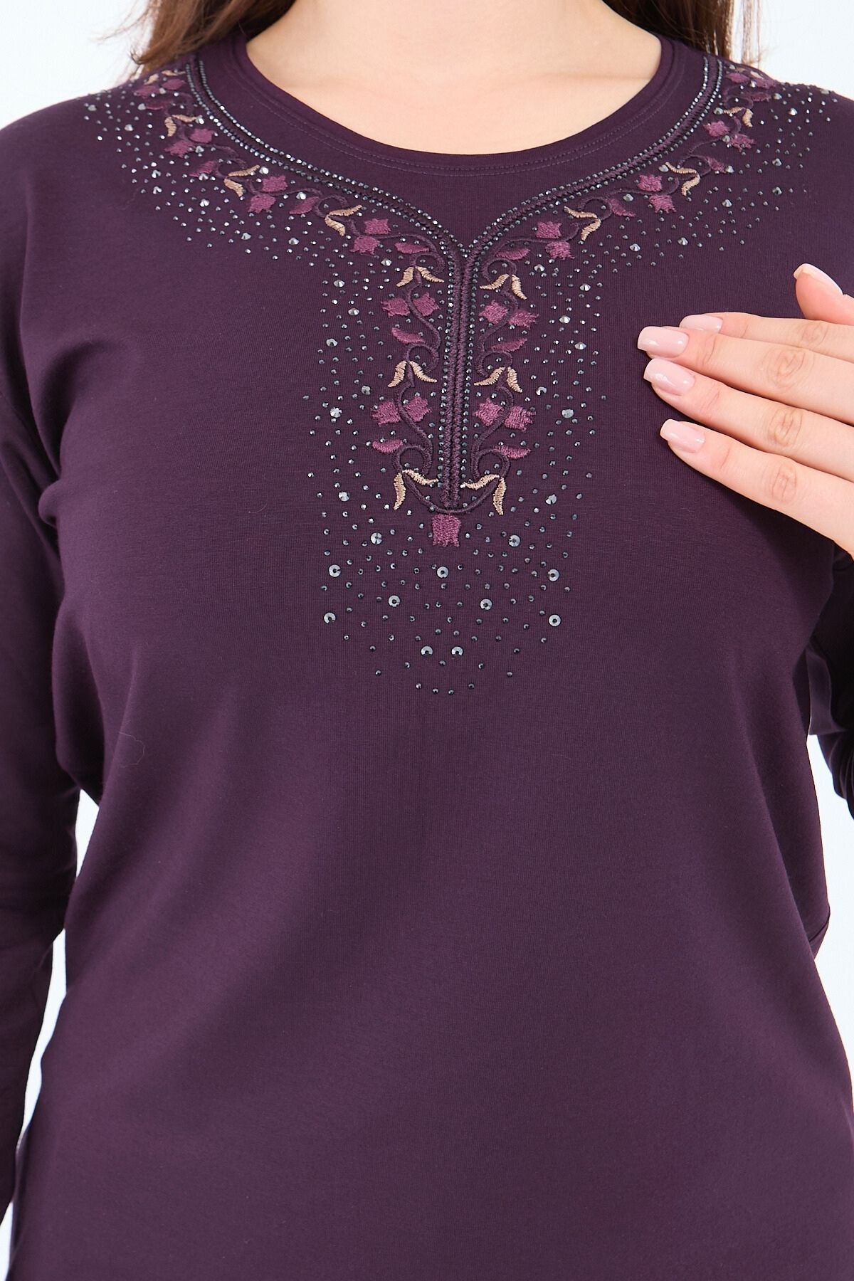 Kadın Orta Yaş Ve Üzeri Viskon Şerit Çiçek Desen Taşlı Işlemeli Likralı Koyu Kahverengi Anne Penye B