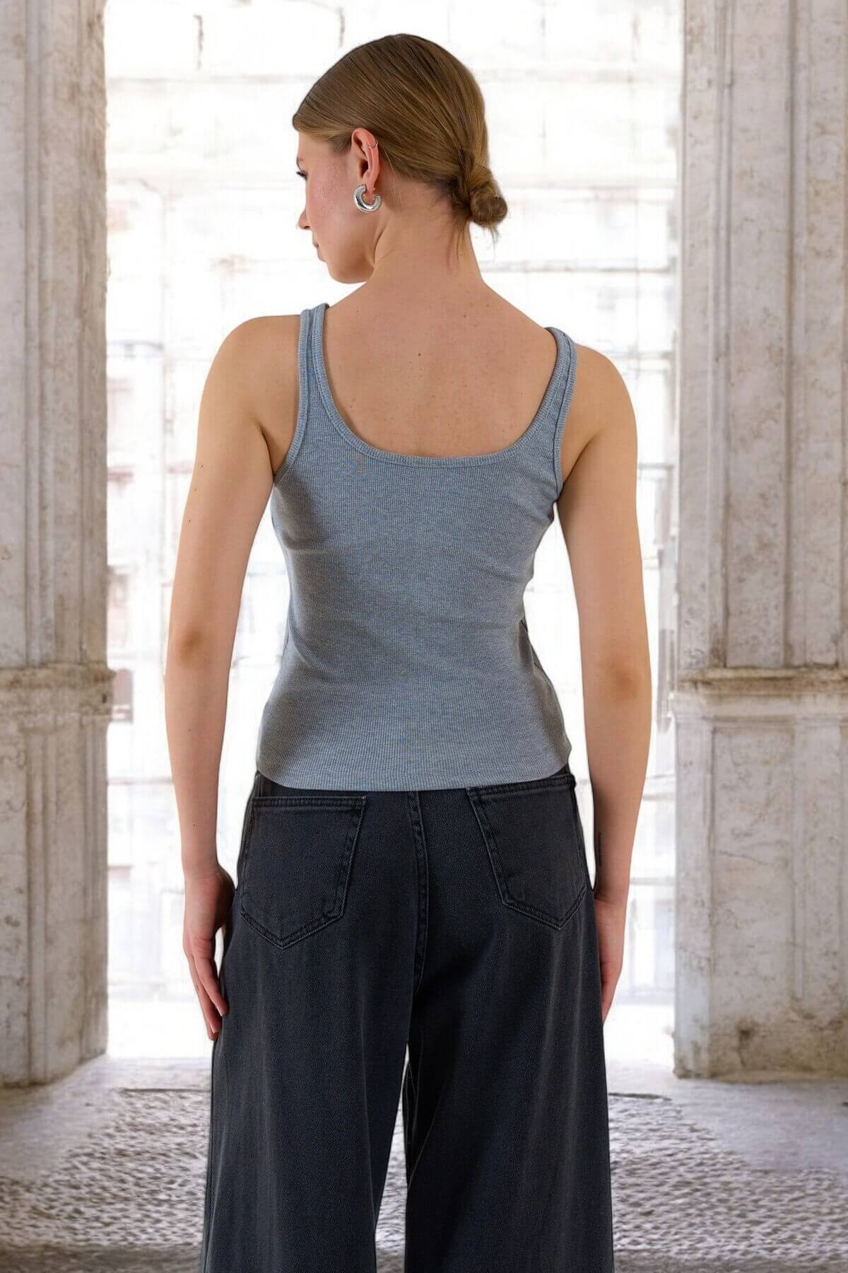 Kadın İnce Askılı Biyeli Fitilli Atlet