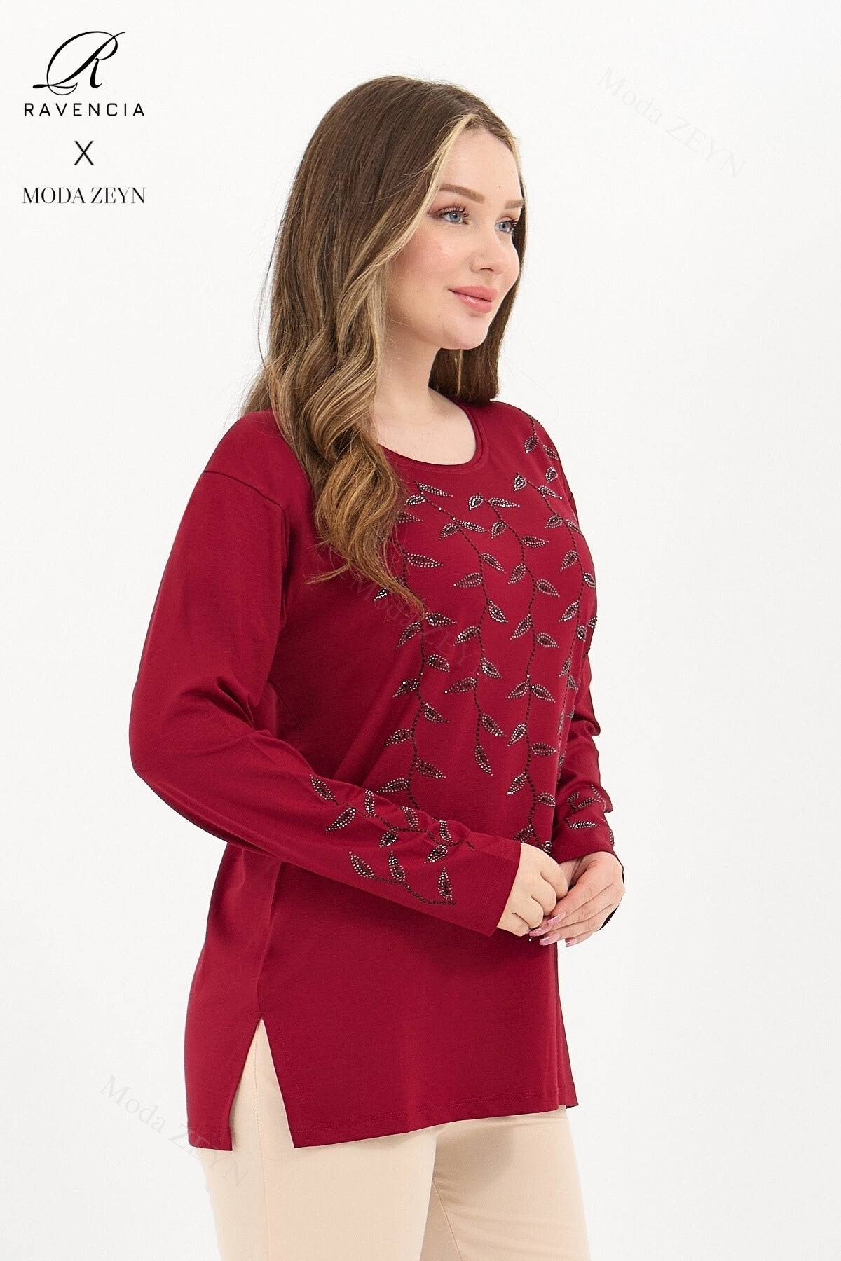 Kadın Orta Yaş Ve Üzeri Viskon Yaprak Desen Taşlı İşlemeli Likralı Lacivert Anne Penye Bluz