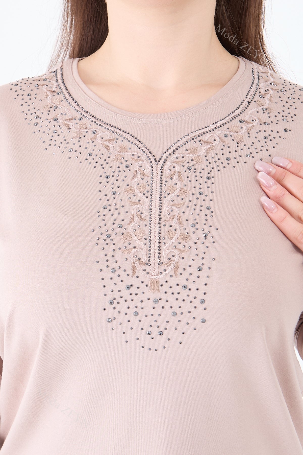 Kadın Orta Yaş Ve Üzeri Viskon Şerit Çiçek Desen Taşlı Işlemeli Likralı Koyu Kahverengi Anne Penye B