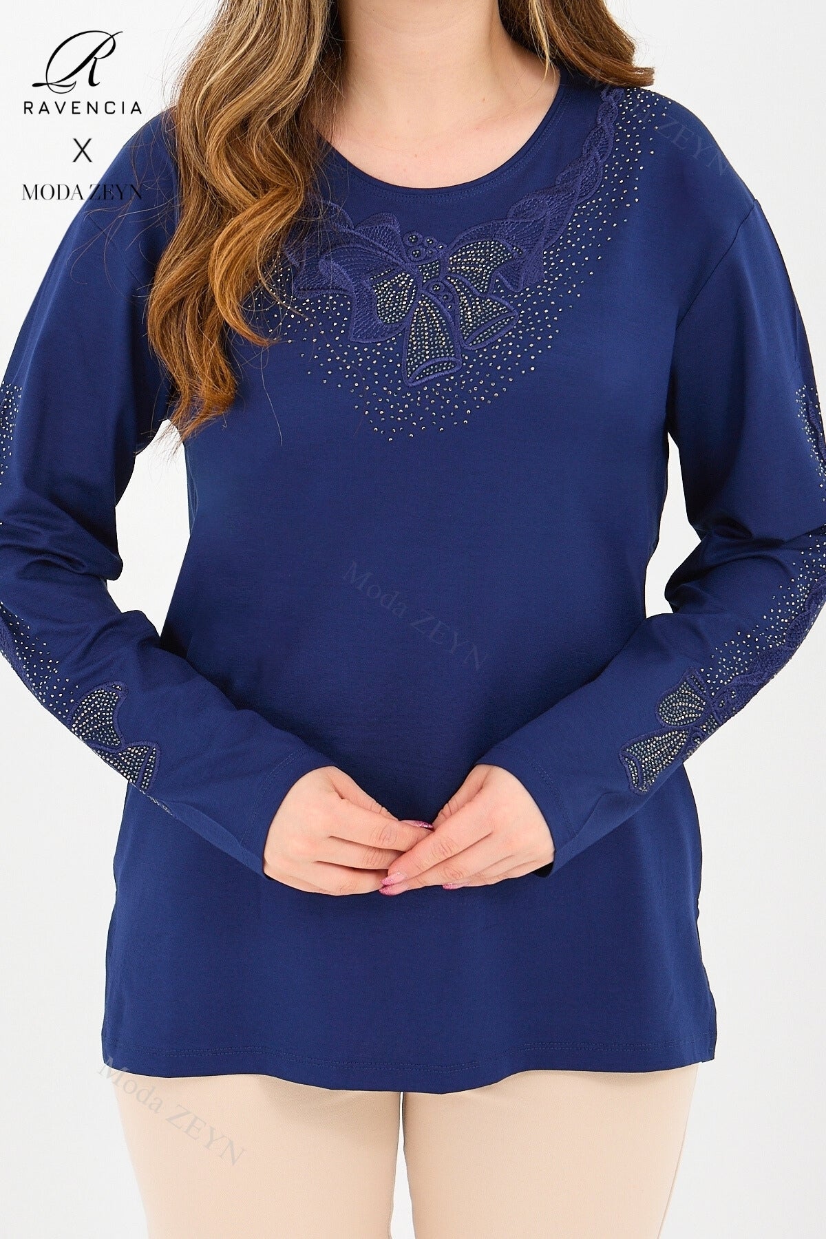 Kadın Orta Yaş Ve Üzeri Viskon Fiyonk Desen Taşlı Işlemeli Likralı Anne Penye Bluz