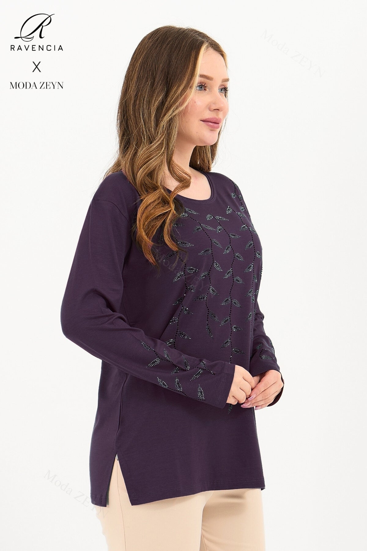 Kadın Orta Yaş Ve Üzeri Viskon Yaprak Desen Taşlı İşlemeli Likralı Lacivert Anne Penye Bluz