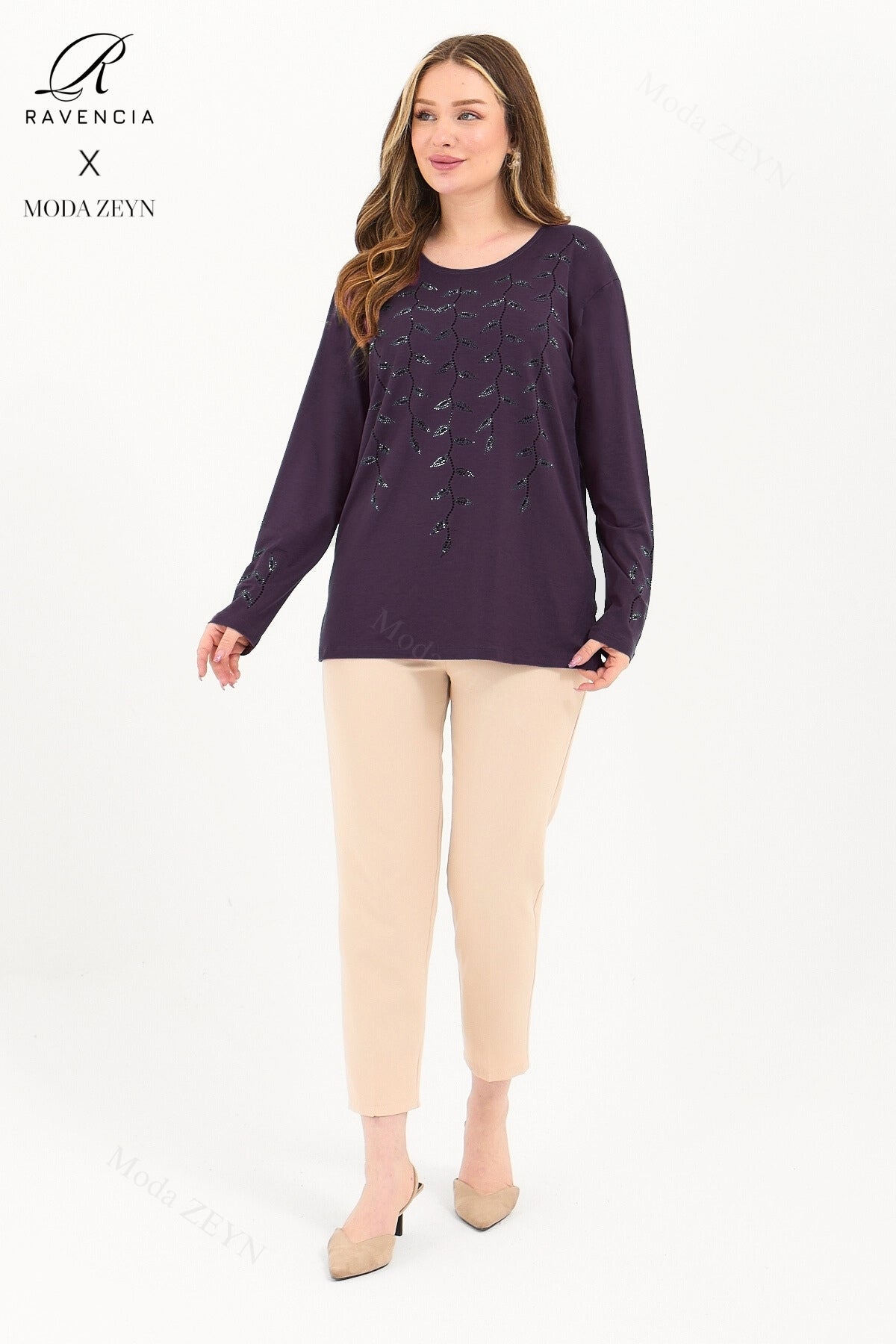 Kadın Orta Yaş Ve Üzeri Viskon Yaprak Desen Taşlı İşlemeli Likralı Lacivert Anne Penye Bluz