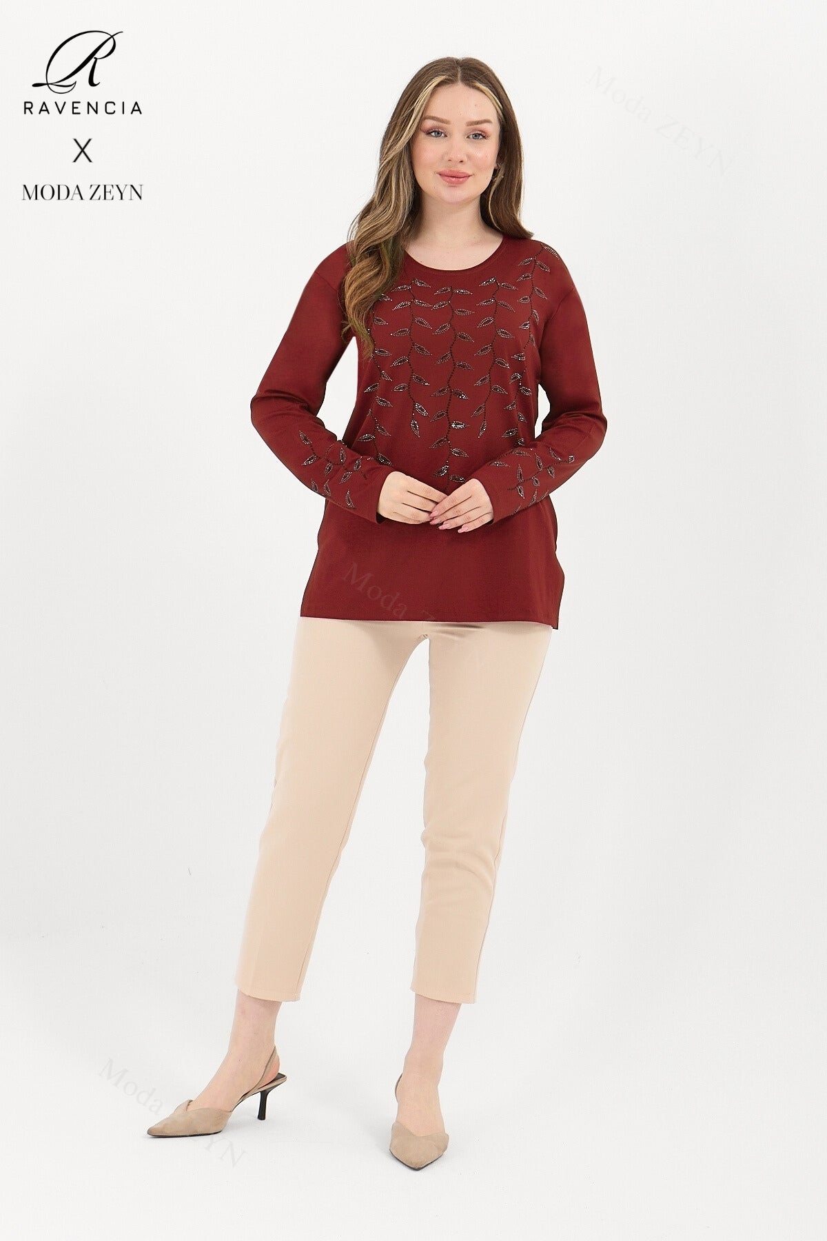 Kadın Orta Yaş Ve Üzeri Viskon Yaprak Desen Taşlı İşlemeli Likralı Lacivert Anne Penye Bluz