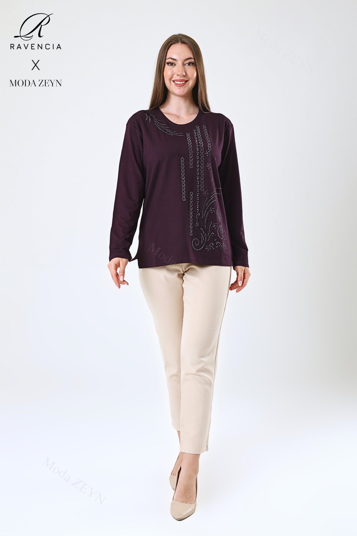 Kadın Halka Şerit Desen Taşlı Işlemeli Yırtmaçlı Likralı Viskon Anne Penye Bluz