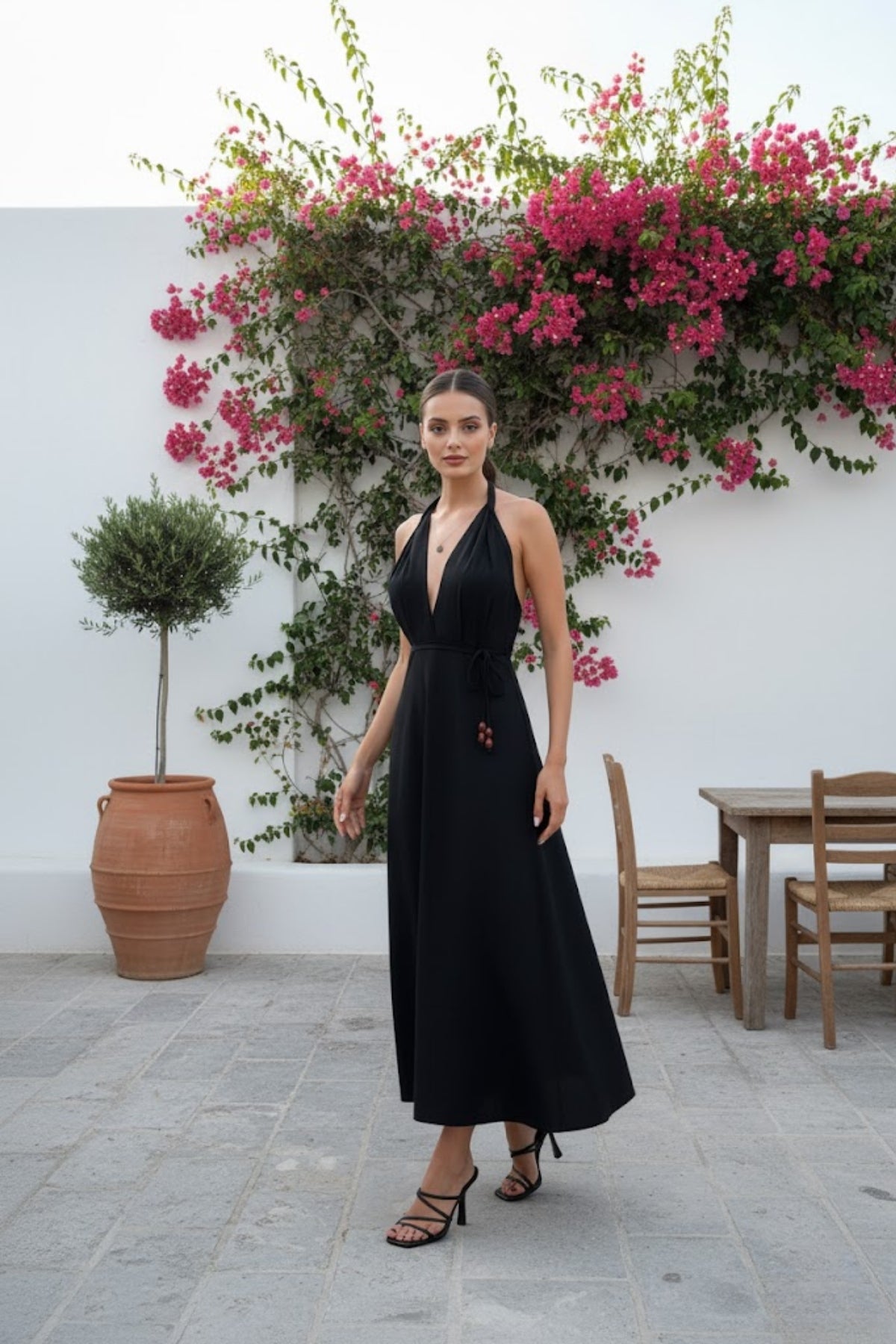 Kadın Boyundan Bağlamalı Sırtı Açık Keten Elbise