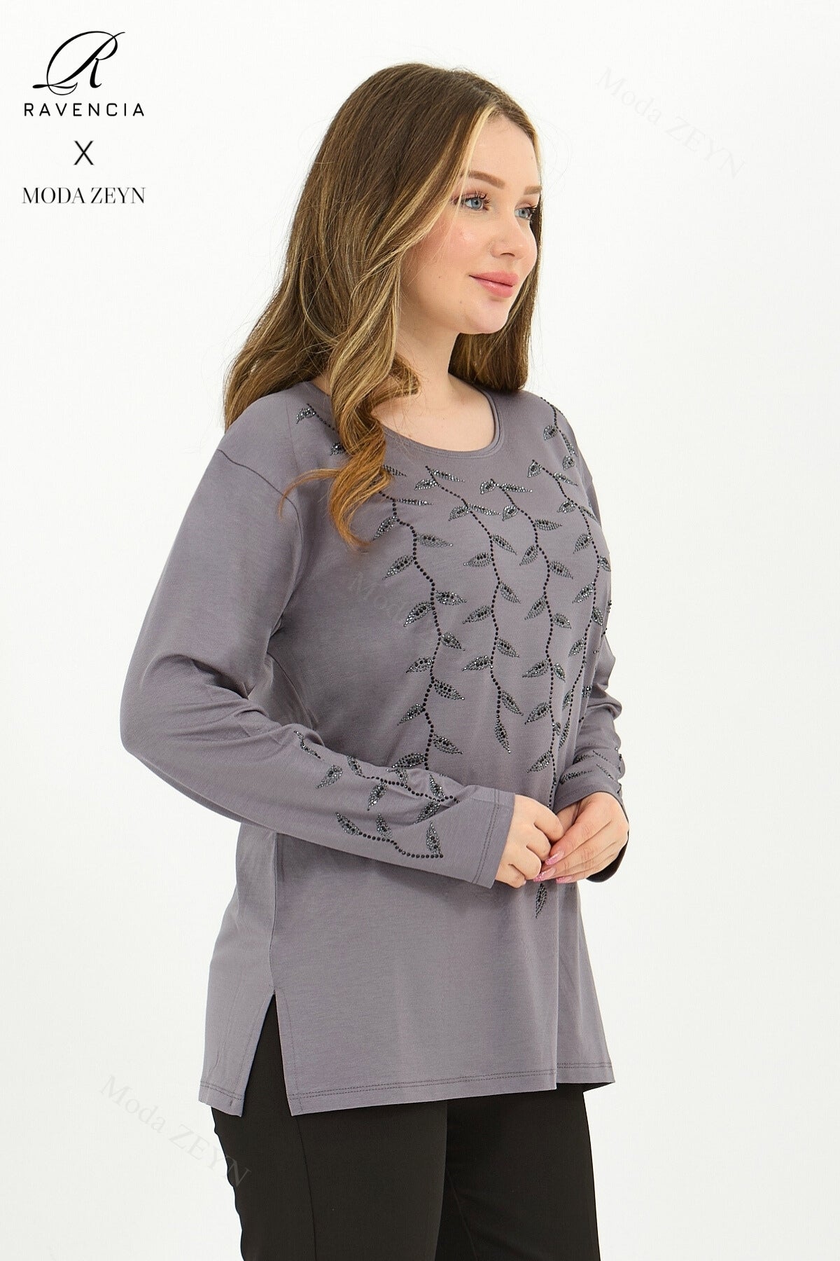 Kadın Orta Yaş Ve Üzeri Viskon Yaprak Desen Taşlı İşlemeli Likralı Lacivert Anne Penye Bluz