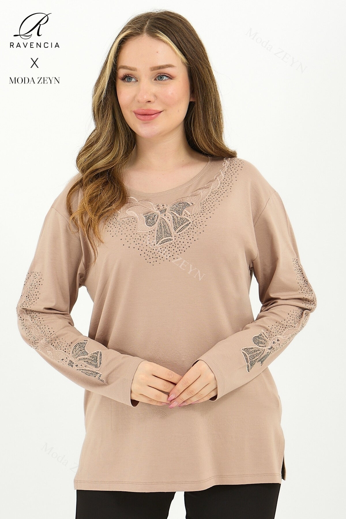 Kadın Orta Yaş Ve Üzeri Viskon Fiyonk Desen Taşlı Işlemeli Likralı Anne Penye Bluz