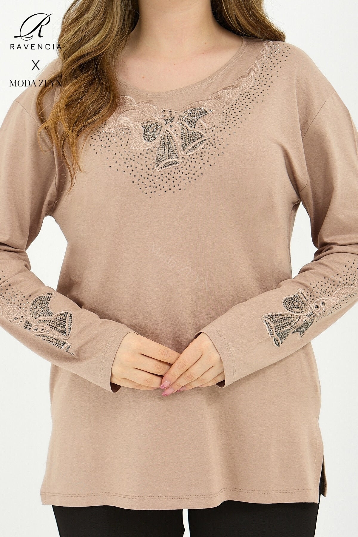 Kadın Orta Yaş Ve Üzeri Viskon Fiyonk Desen Taşlı Işlemeli Likralı Anne Penye Bluz