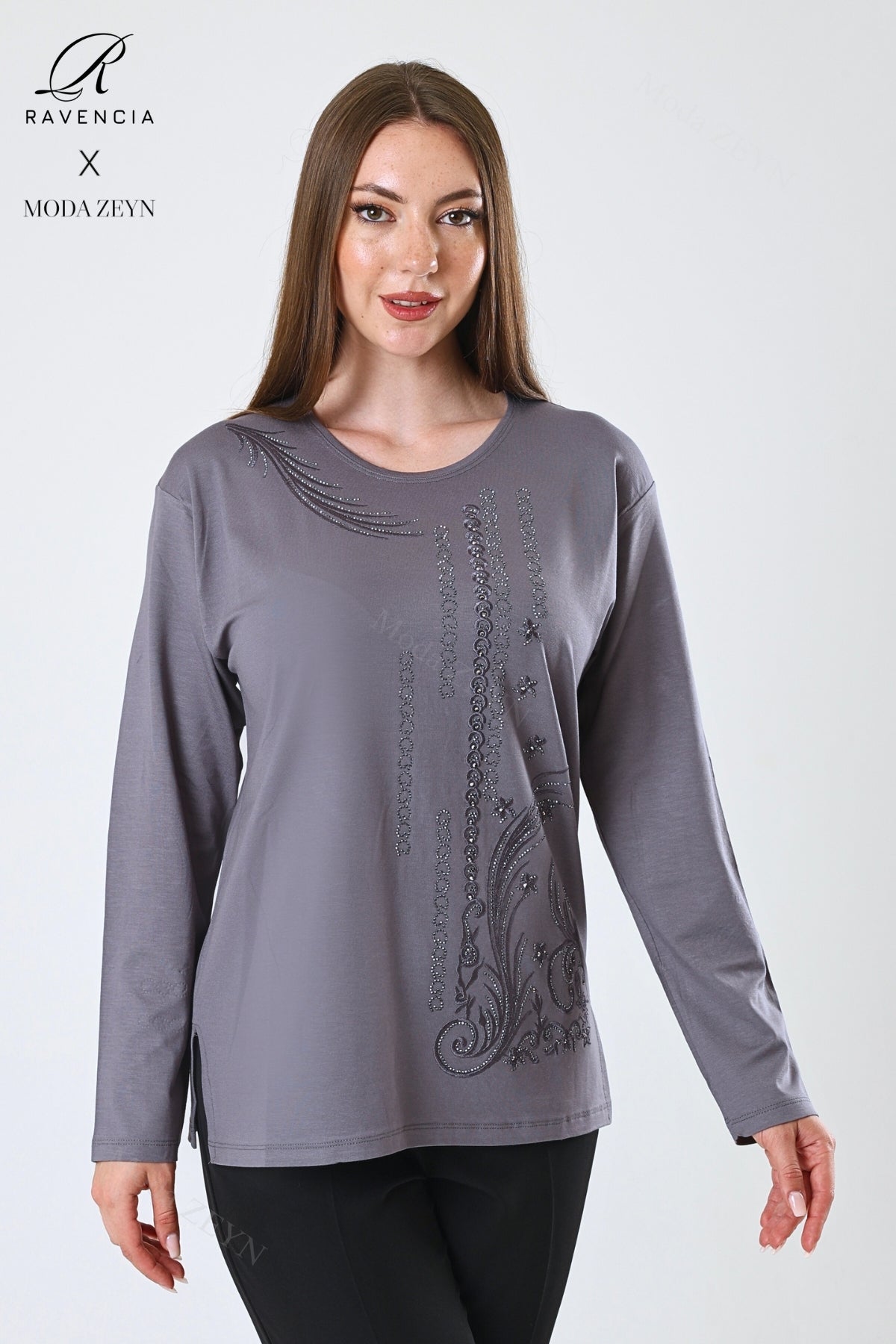Kadın Halka Şerit Desen Taşlı Işlemeli Yırtmaçlı Likralı Viskon Anne Penye Bluz