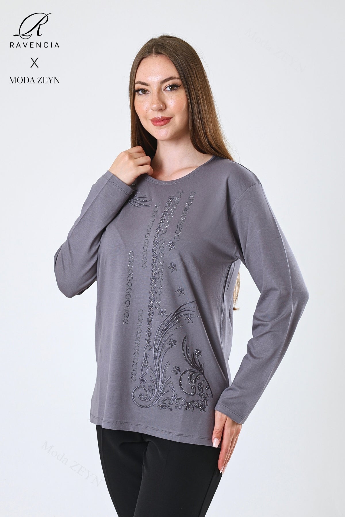 Kadın Halka Şerit Desen Taşlı Işlemeli Yırtmaçlı Likralı Viskon Anne Penye Bluz
