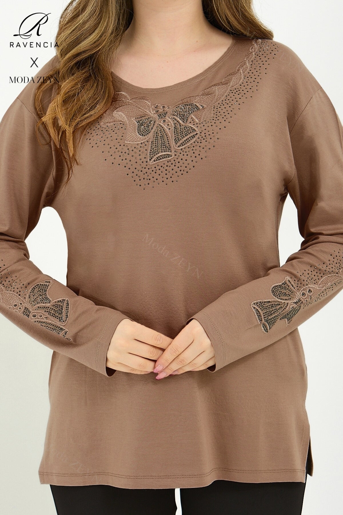 Kadın Orta Yaş Ve Üzeri Viskon Fiyonk Desen Taşlı Işlemeli Likralı Anne Penye Bluz