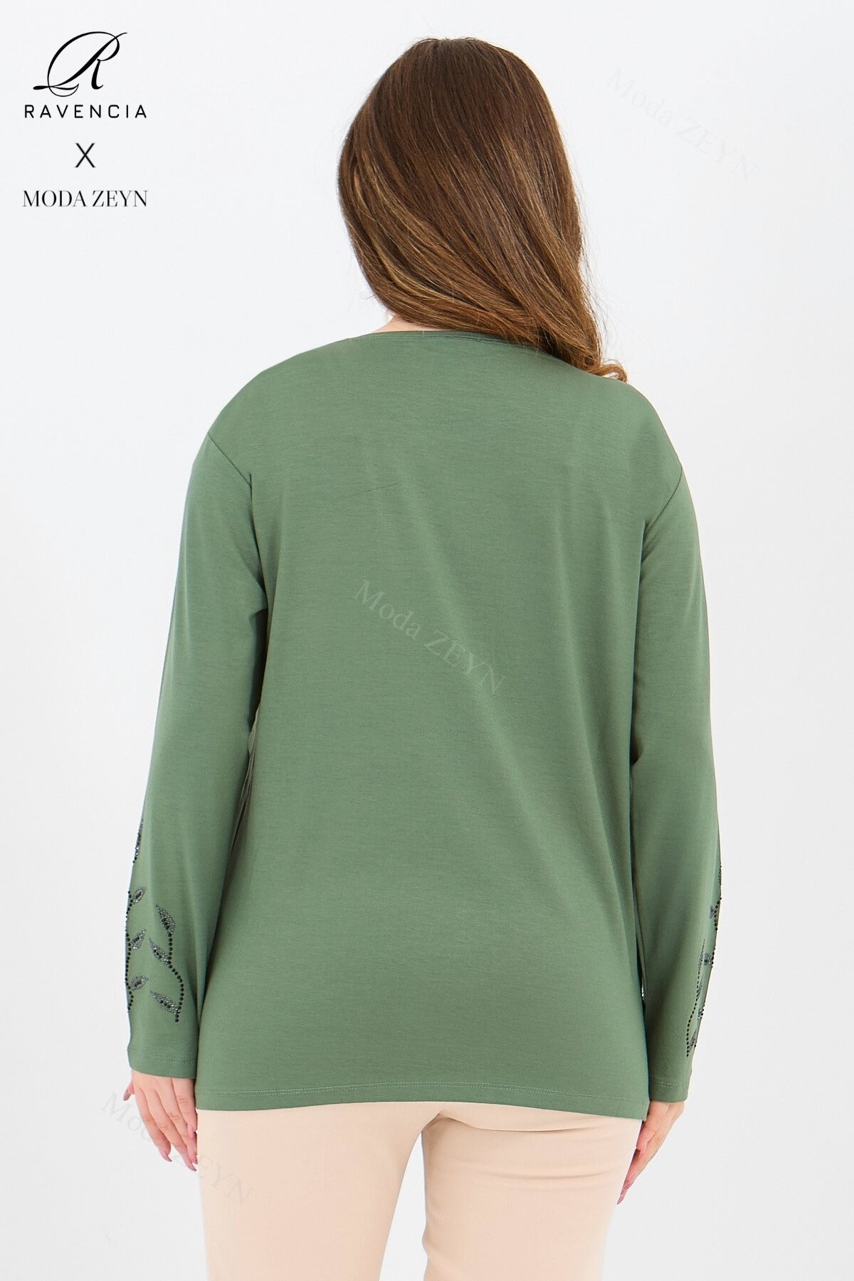 Kadın Viskon Yaprak Desen Taşlı İşlemeli Likralı Anne Penye Bluz