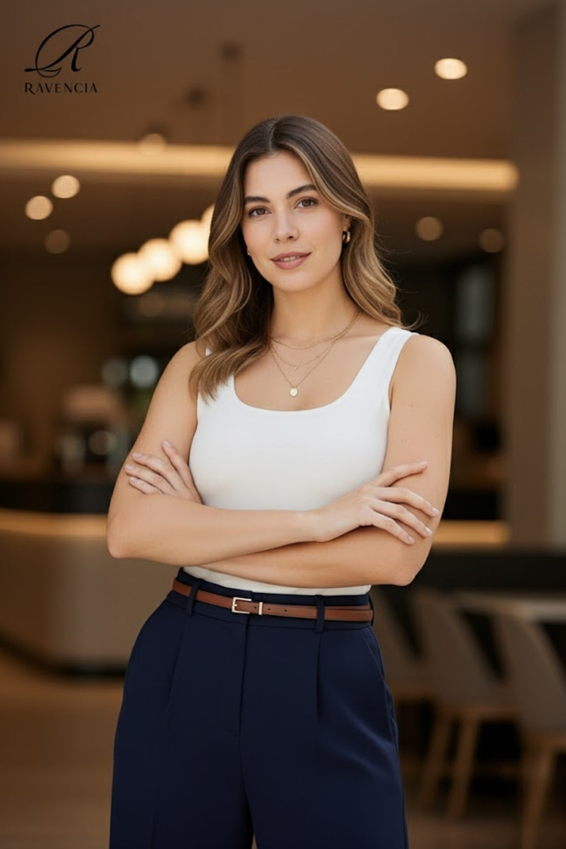 Kadın Premium Kalite Kalın Askılı Havuz Yaka Bluz