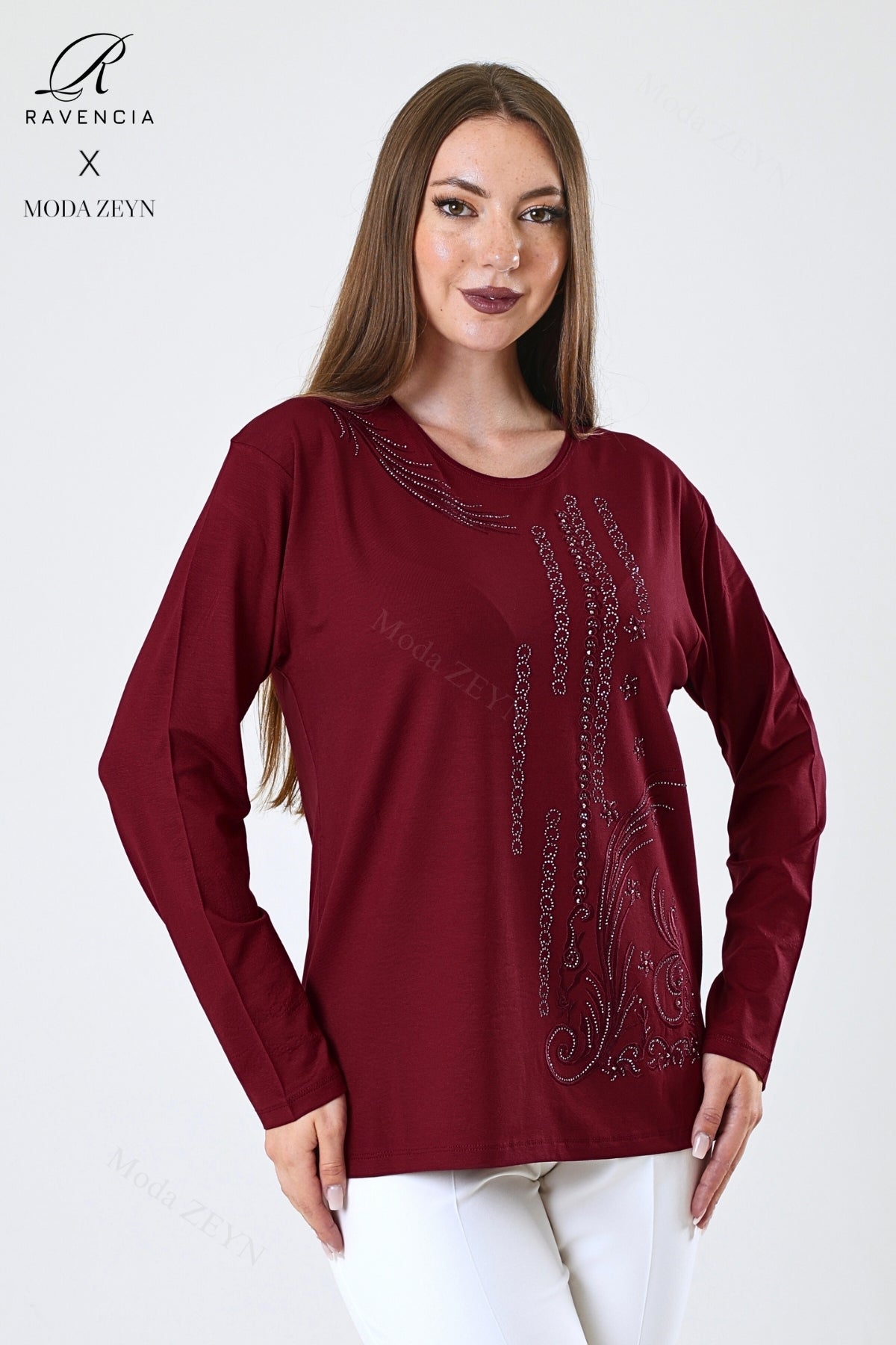 Kadın Halka Şerit Desen Taşlı Işlemeli Yırtmaçlı Likralı Viskon Anne Penye Bluz