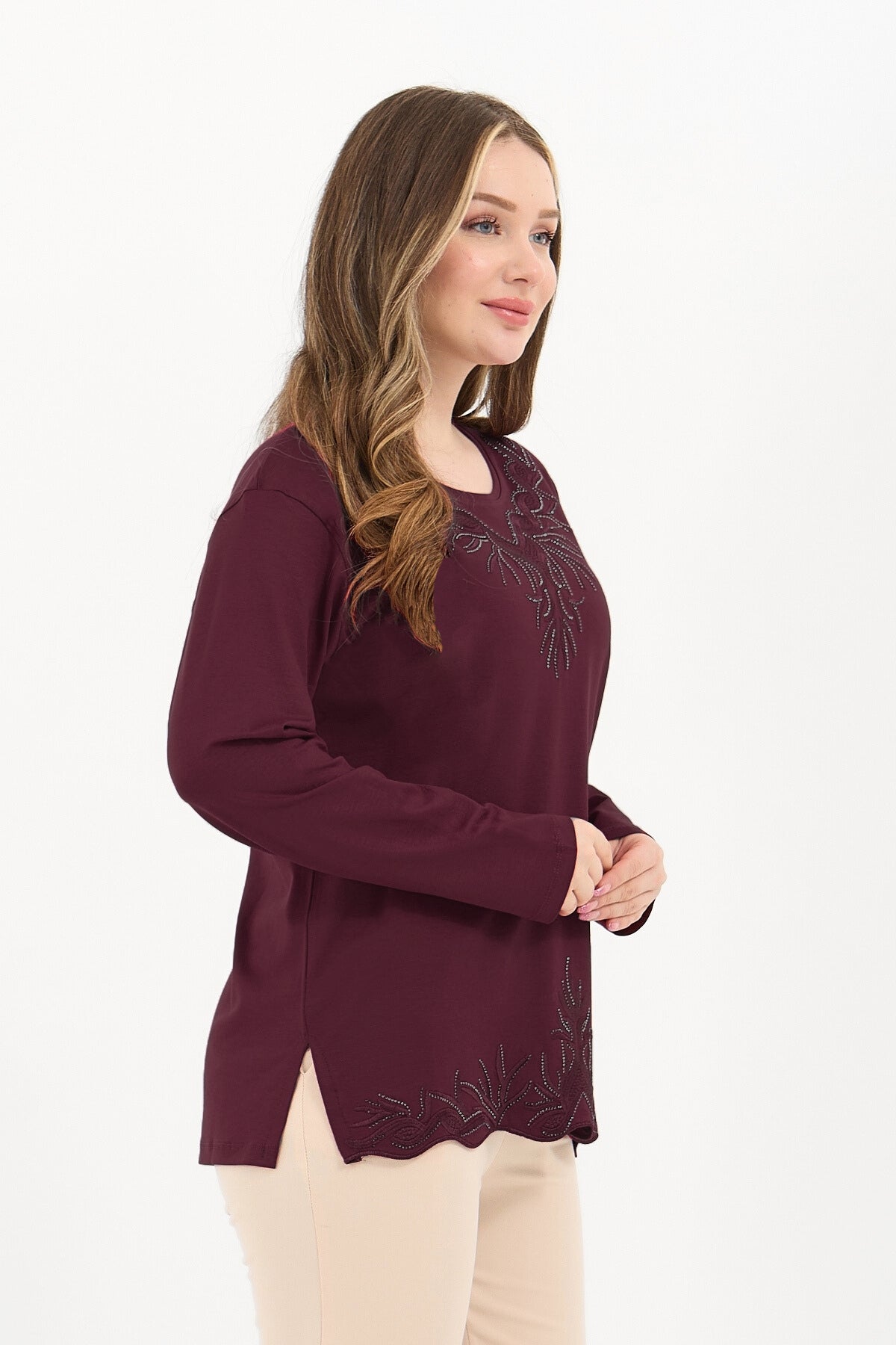 Kadın Orta Yaş Ve Üzeri Viskon Yaka Etek Taşlı Işlemeli Likralı Koyu Kahverengi Anne Penye Bluz
