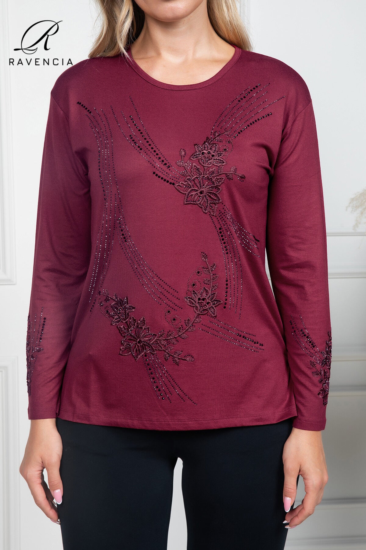 Kadın Orta Yaş Ve Üzeri Kaplama Çiçek Desenli Taşlı Işlemeli Likralı Anne Penye Bluz