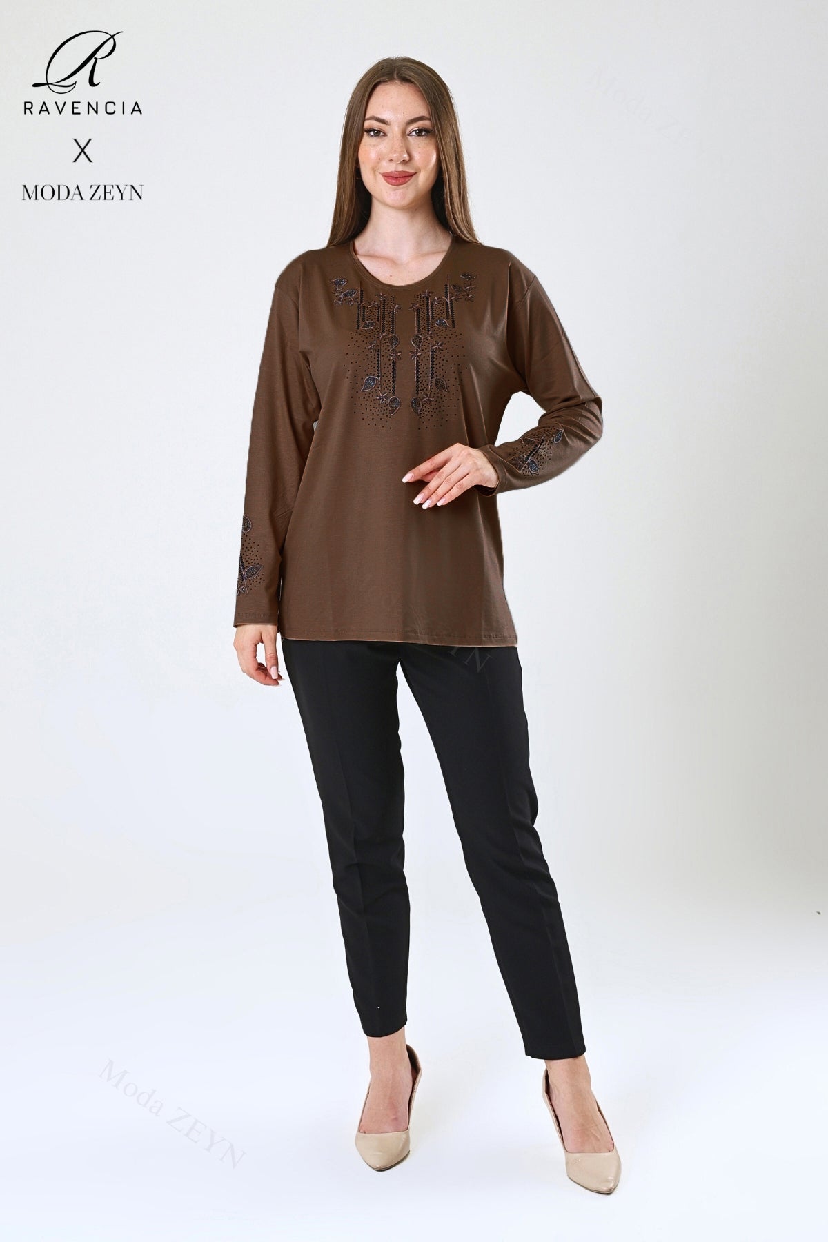 Kadın Çift Damla Dal Desenli Taşlı Işlemeli Yırtmaçlı Likralı Viskon Anne Penye Bluz