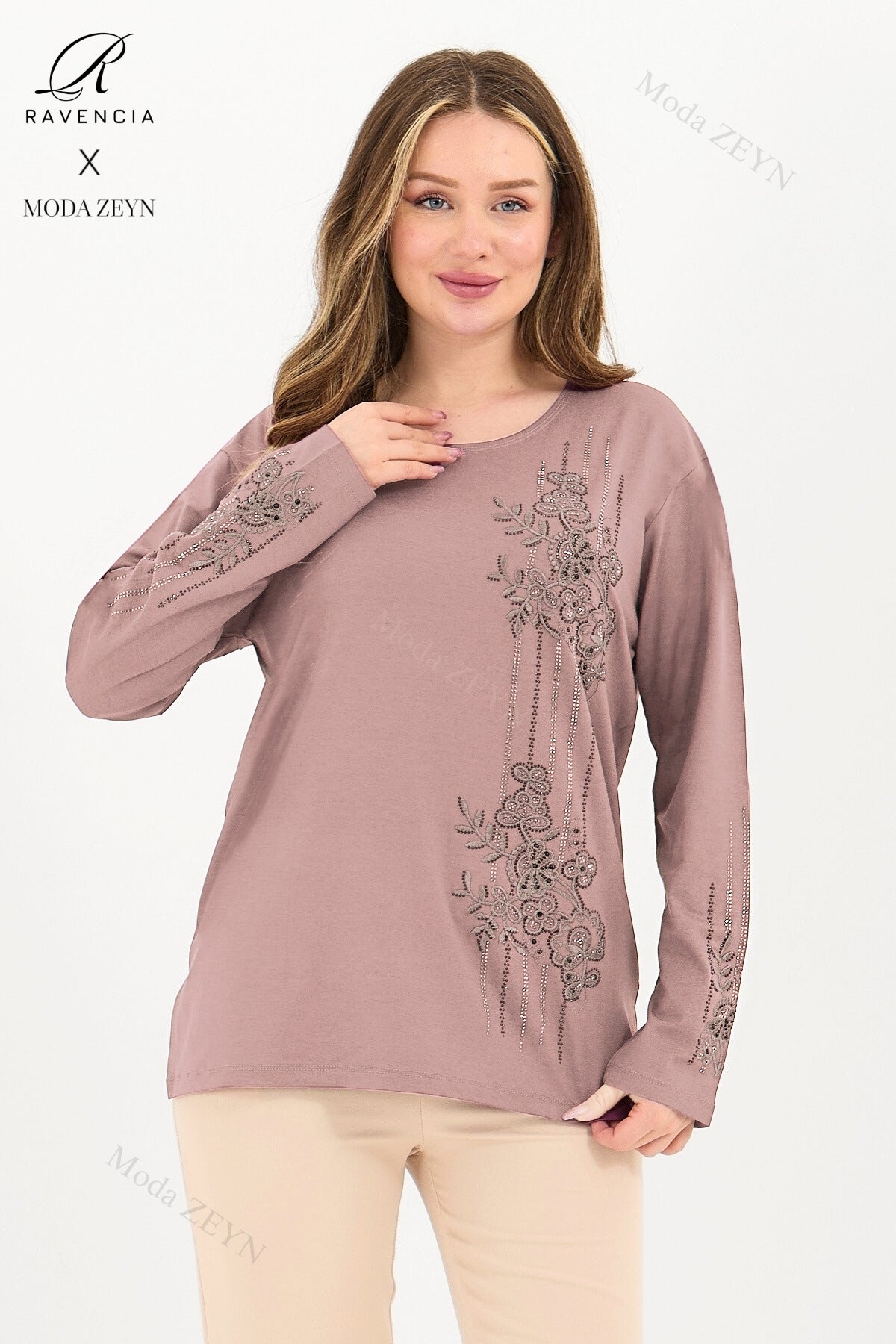 Kadın Şerit Desen Taşlı Işlemeli Yırtmaçlı Likralı Viskon Anne Penye Bluz