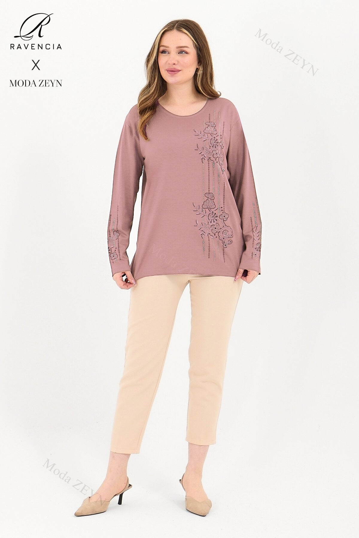 Kadın Şerit Desen Taşlı Işlemeli Yırtmaçlı Likralı Viskon Anne Penye Bluz