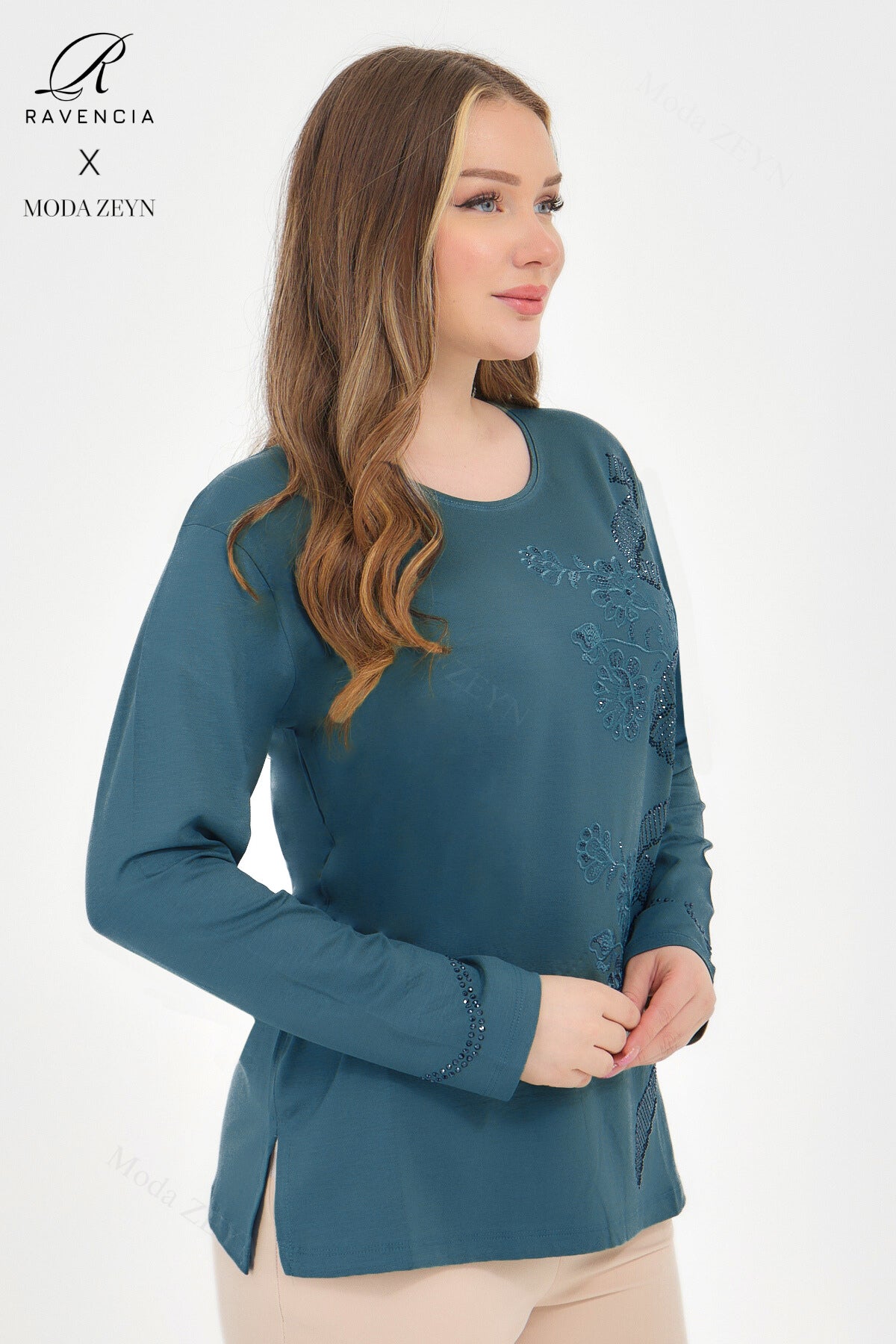 Kadın Orta Yaş Ve Üzeri Viskon Sarmal Desen Taşlı İşlemeli Likralı Yesil Anne Penye Bluz