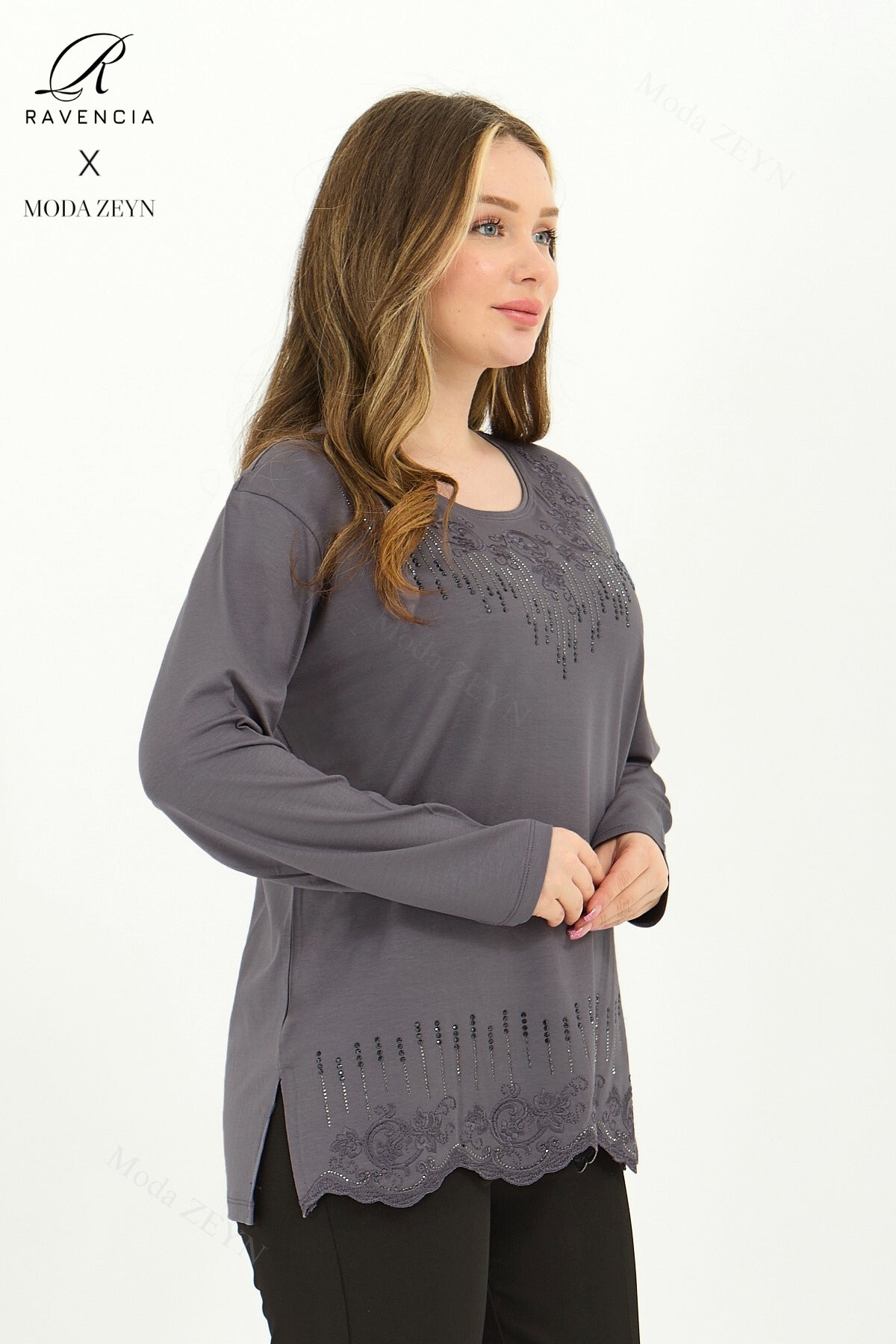 Kadın Damla Desen Taşlı İşlemeli Likralı Yırtmaçlı Viskon Anne Penye Bluz