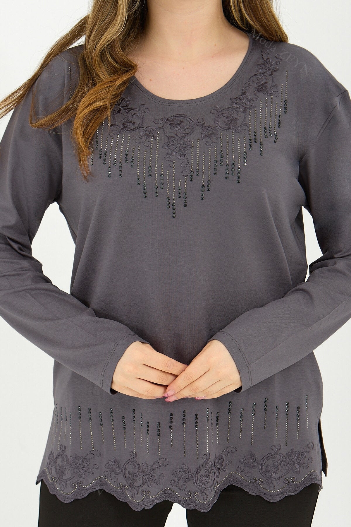 Kadın Damla Desen Taşlı İşlemeli Likralı Yırtmaçlı Viskon Anne Penye Bluz