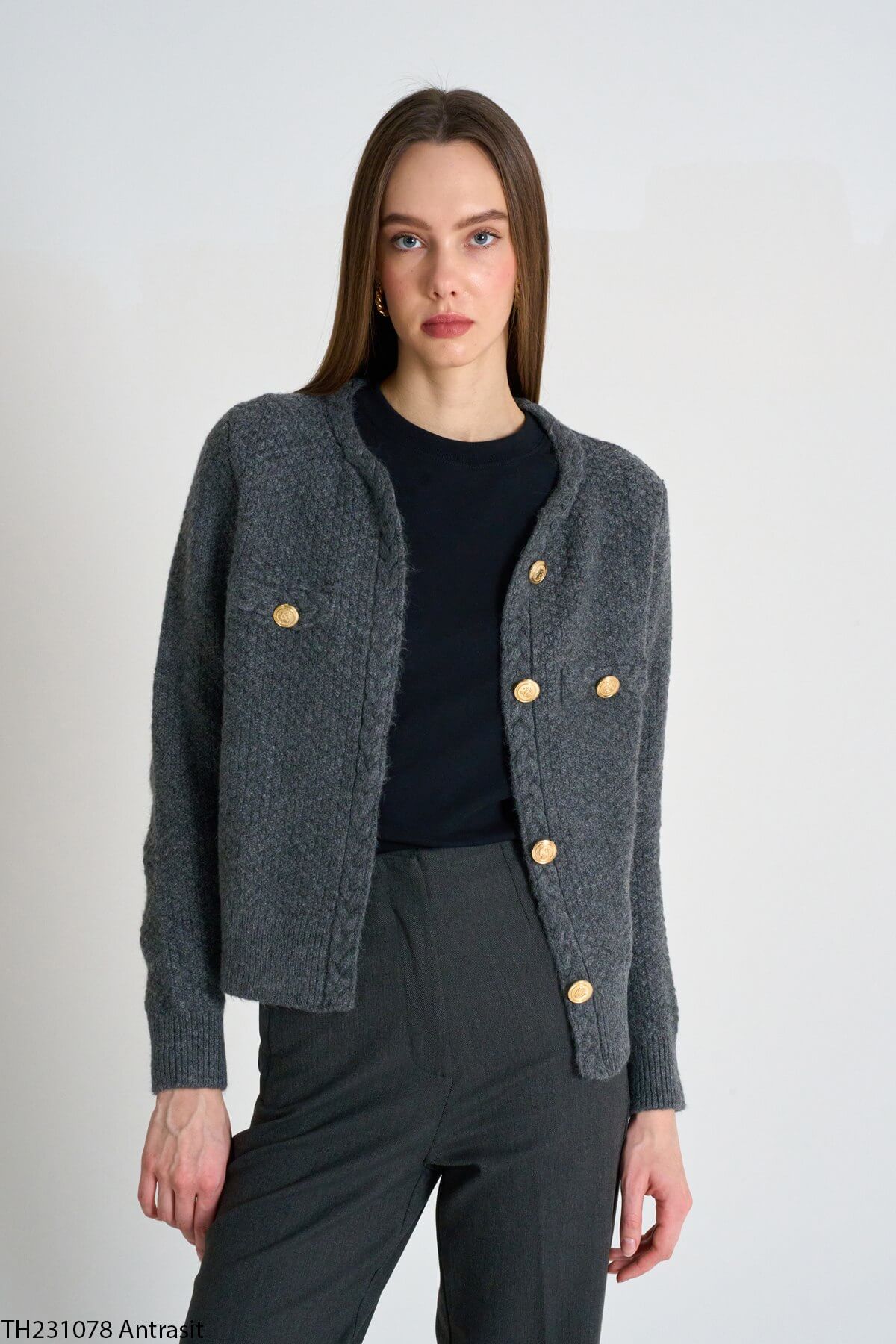 Kadın Antrasit Saç Örgülü Düğmeli Triko Hırka